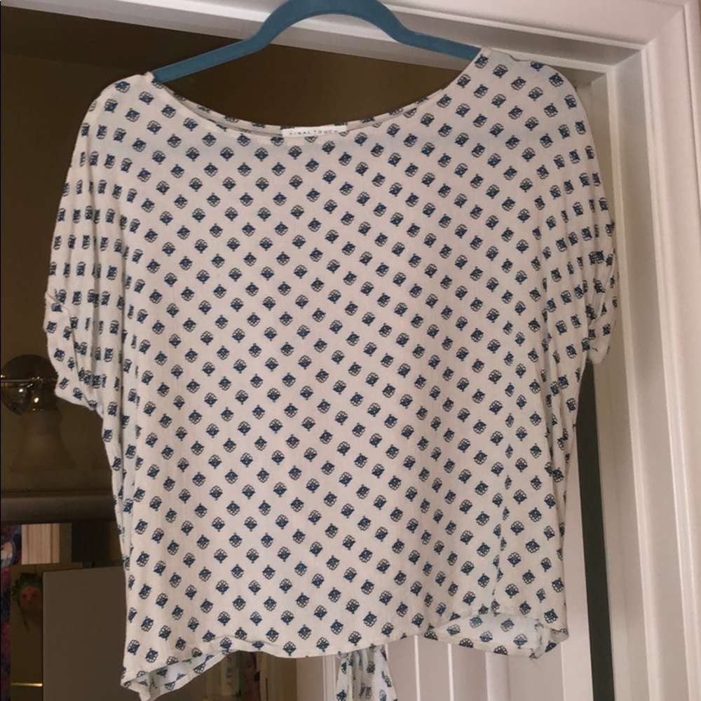 Dainty Blue lotus flower shirt! Boho chic😍✨#flowy